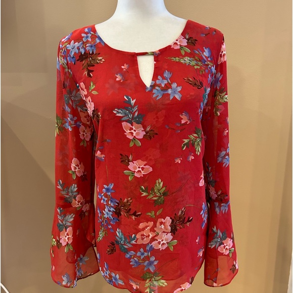 Sold~Cabi Devoted Blouse Red Floral Bell Sleeves Multi Color Layered Top, Size L - Picture 2 of 9
